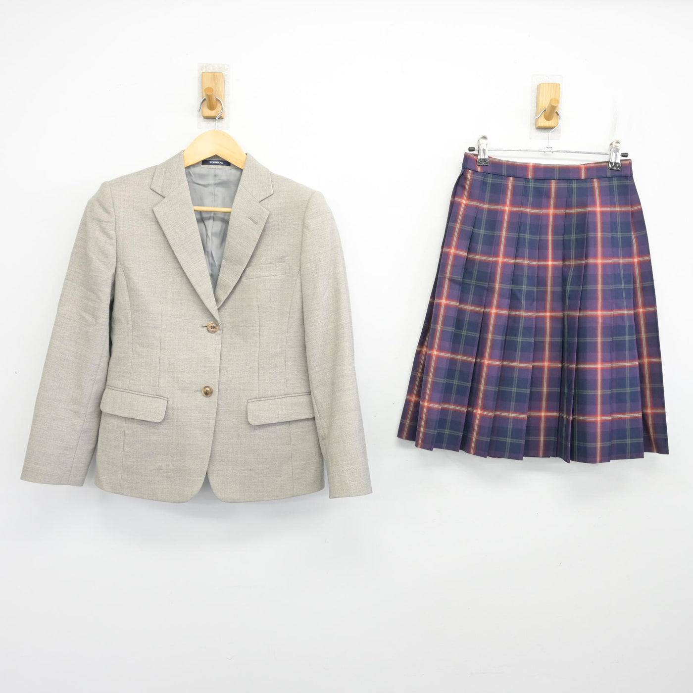 中古】京都府 京都橘高等学校 女子制服 2点 (ブレザー・スカート