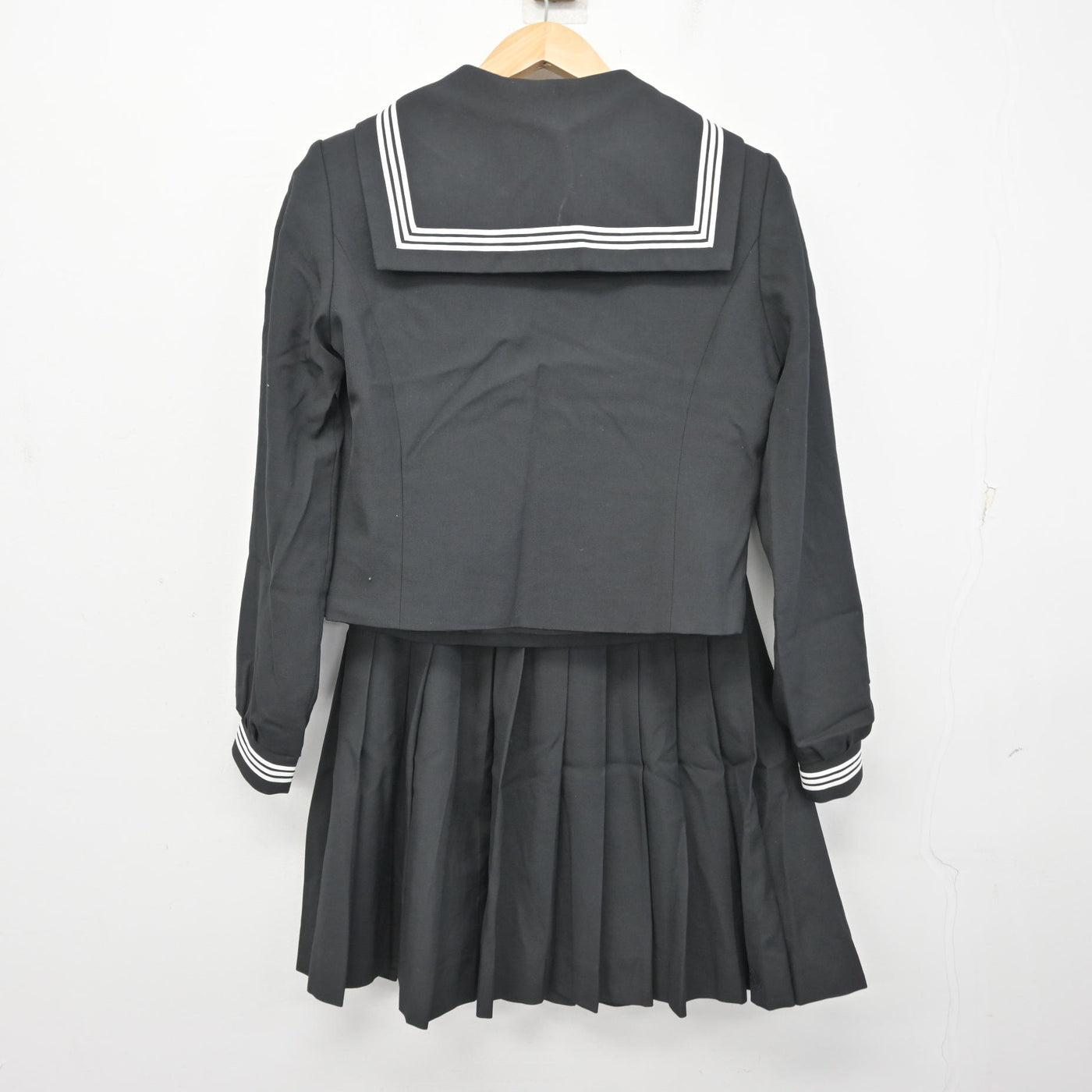 中古】新潟県 加茂高等学校 女子制服 3点 (セーラー服・スカート