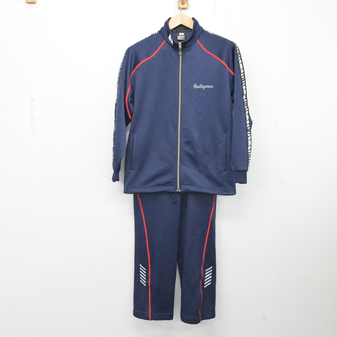 中古】兵庫県 武庫川女子大学附属高等学校 女子制服 2点 (ジャージ 上