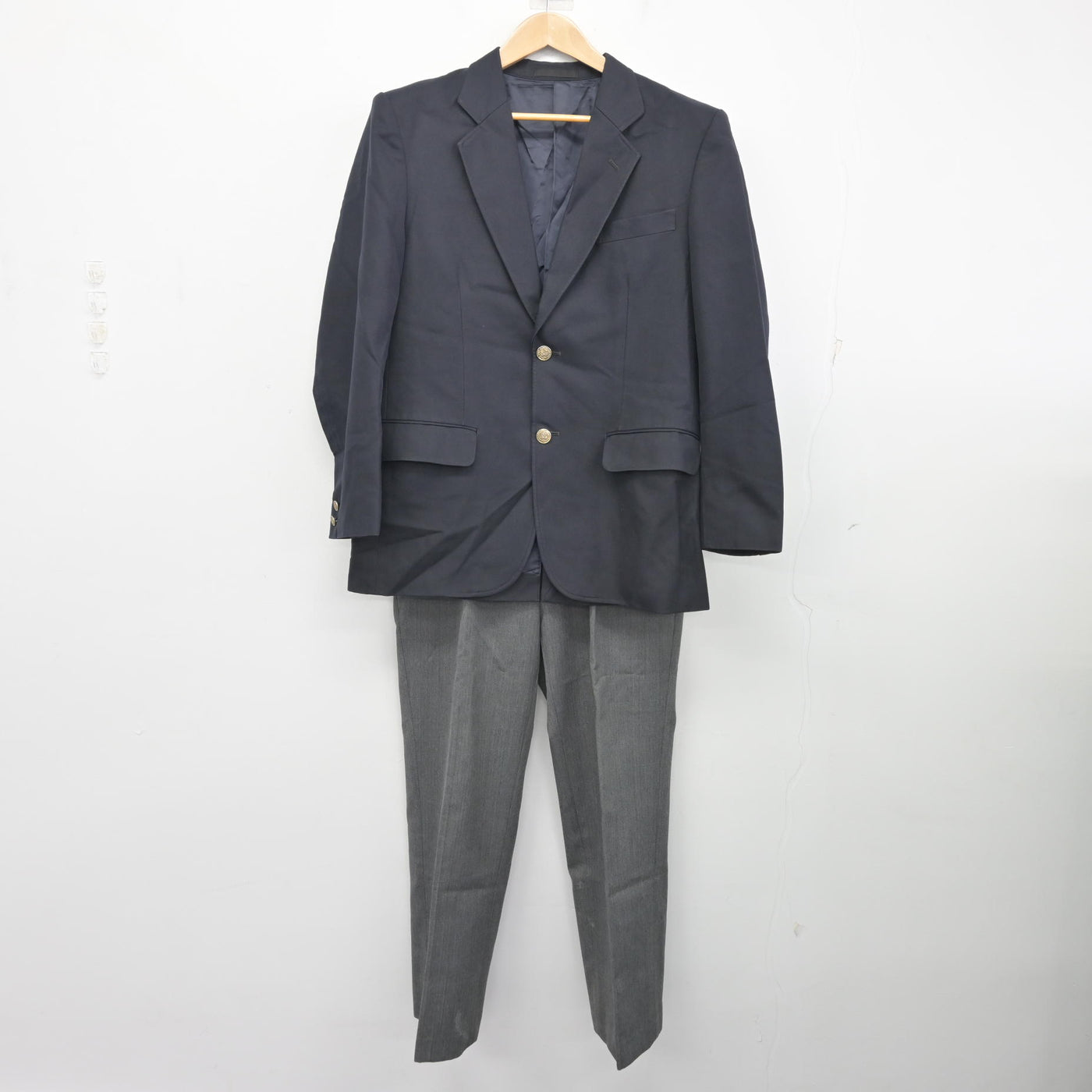 中古】神奈川県 岡野中学校 男子制服 2点 (ブレザー・ズボン) sf108792 