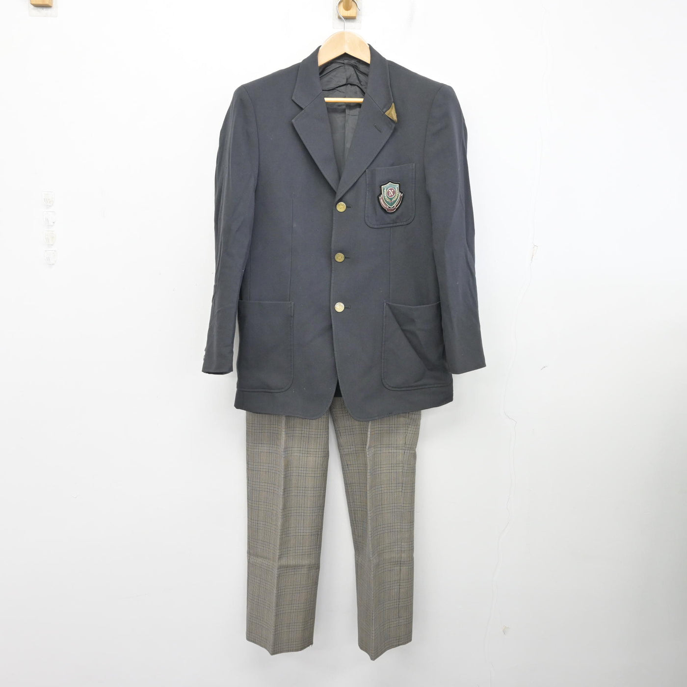 中古】茨城県 土浦日本大学高等学校 男子制服 3点 (ブレザー・ニット 