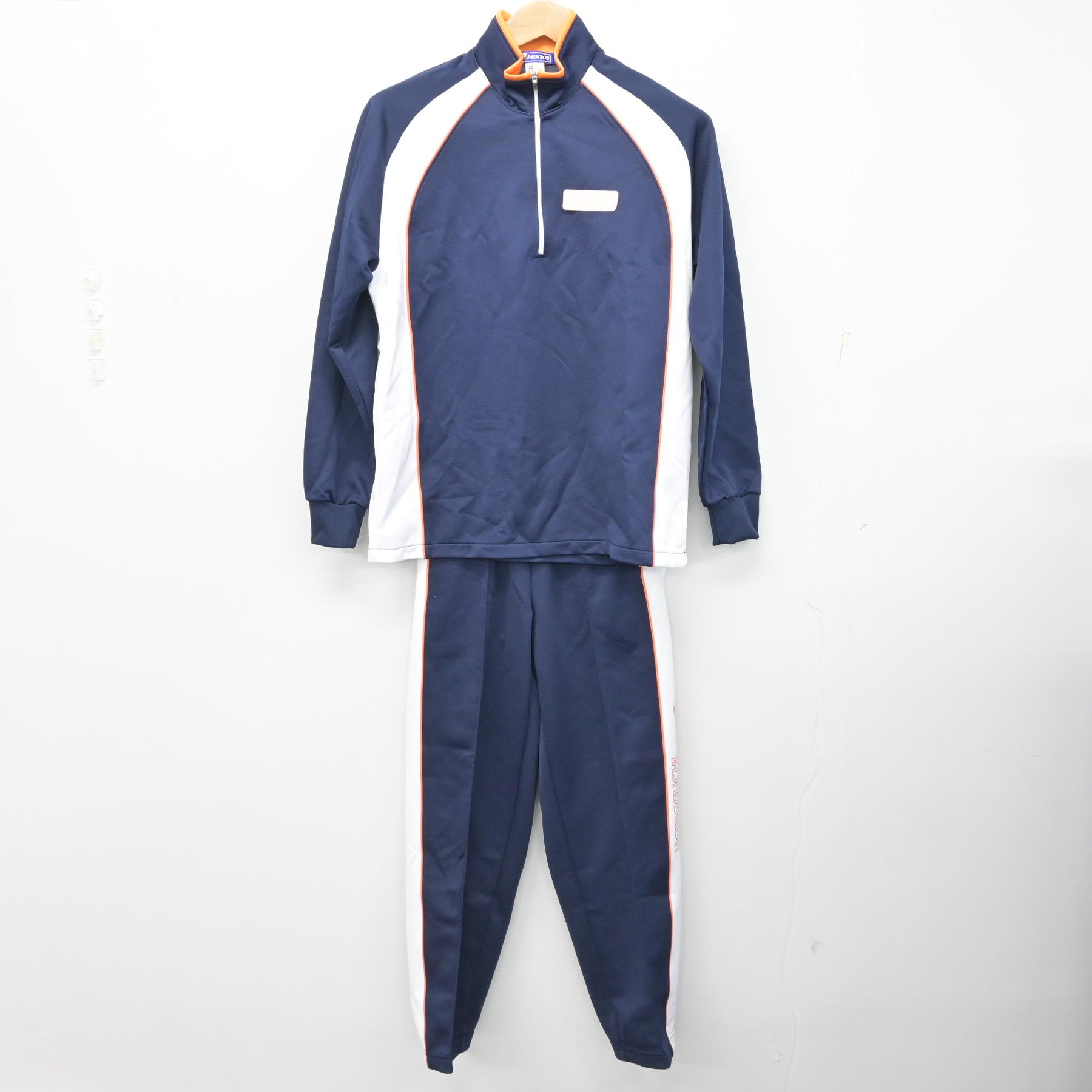 中古】埼玉県 川口市立西中学校 女子制服 2点 (ジャージ 上・ジャージ 中古】埼玉県 川口市立西中学校 女子制服 2点 (ジャージ 上・ジャージ
