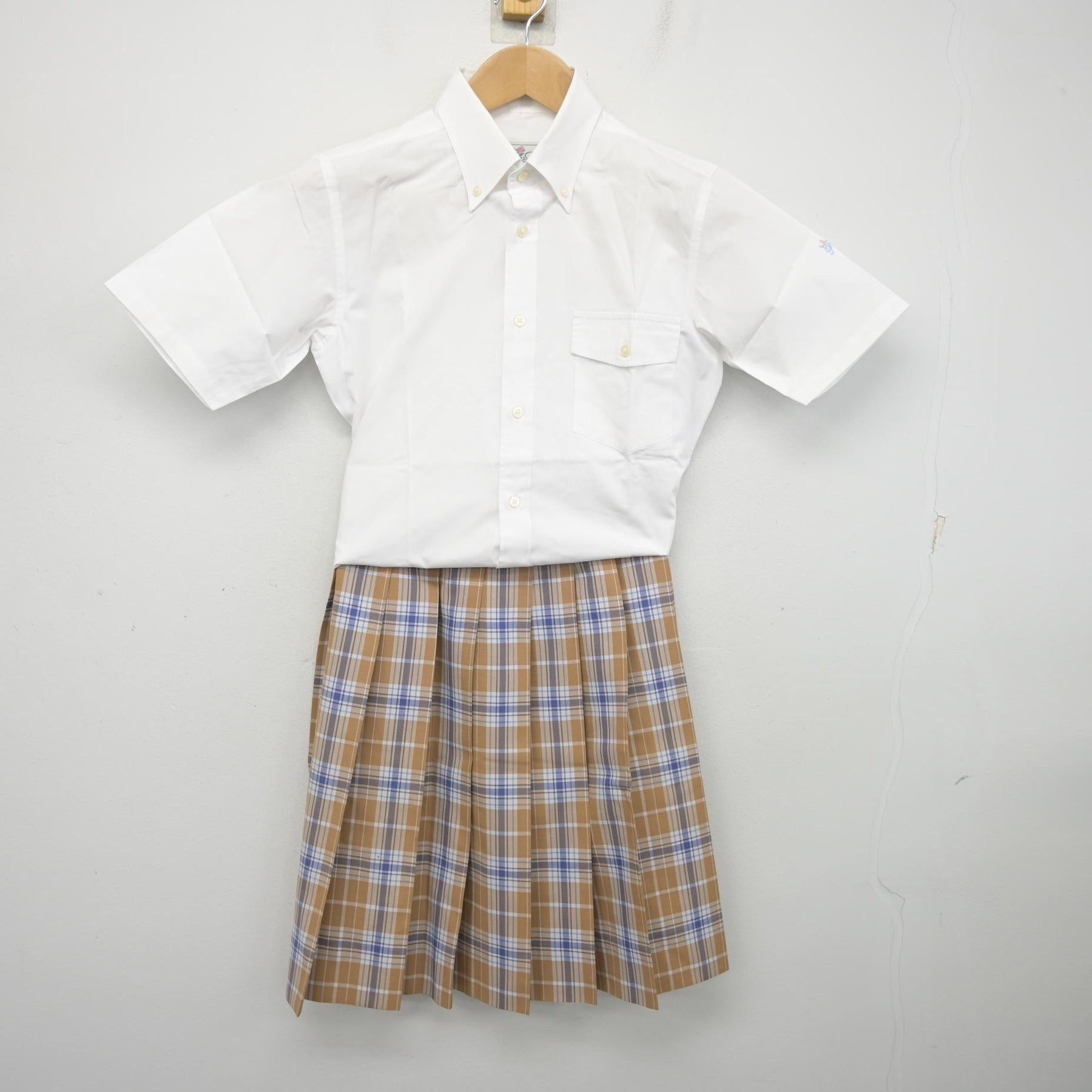 中古】東京都 品川女子学院中等部 女子制服 2点 (シャツ・スカート