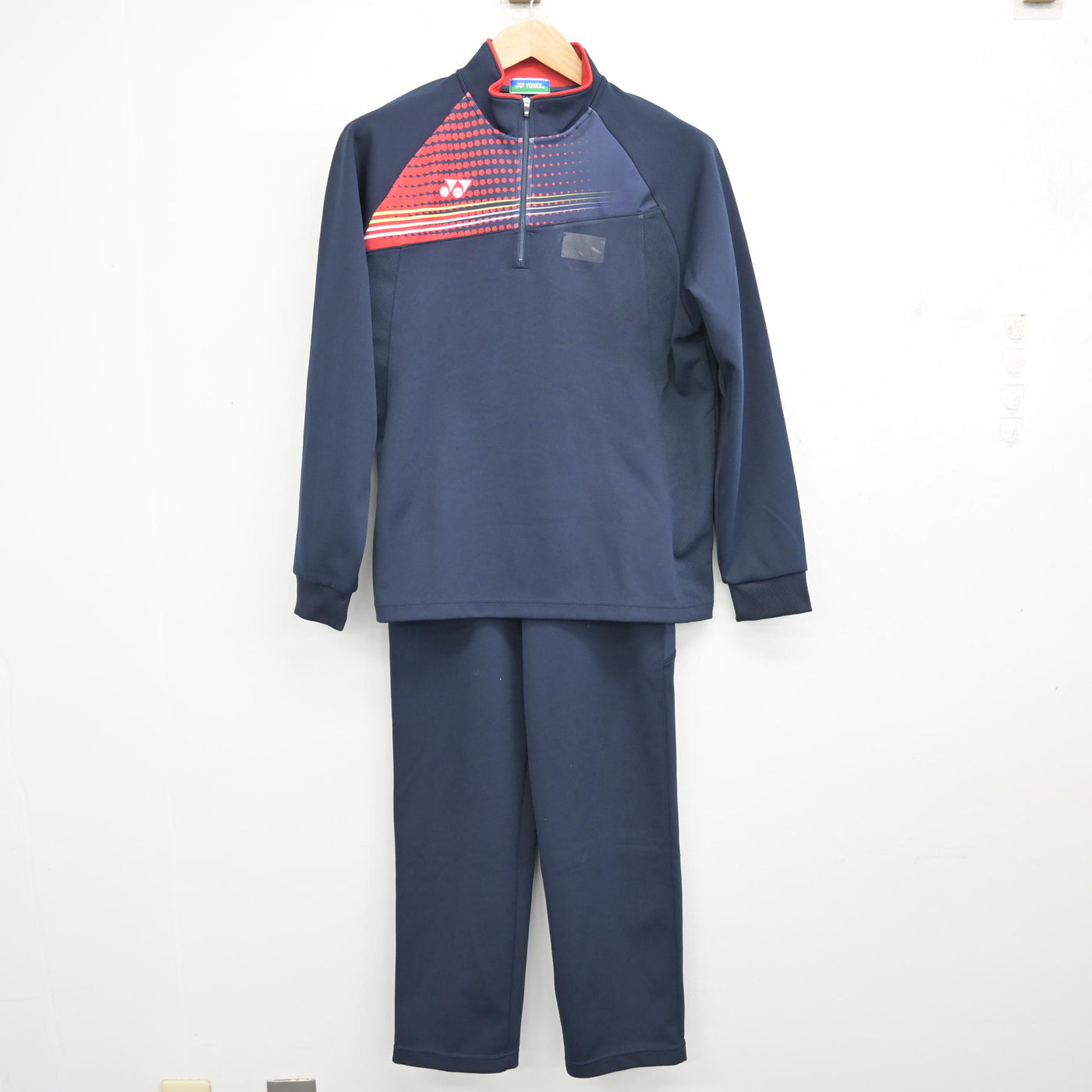 中古】千葉県 市川市立第二中学校 女子制服 2点 (ジャージ 上 