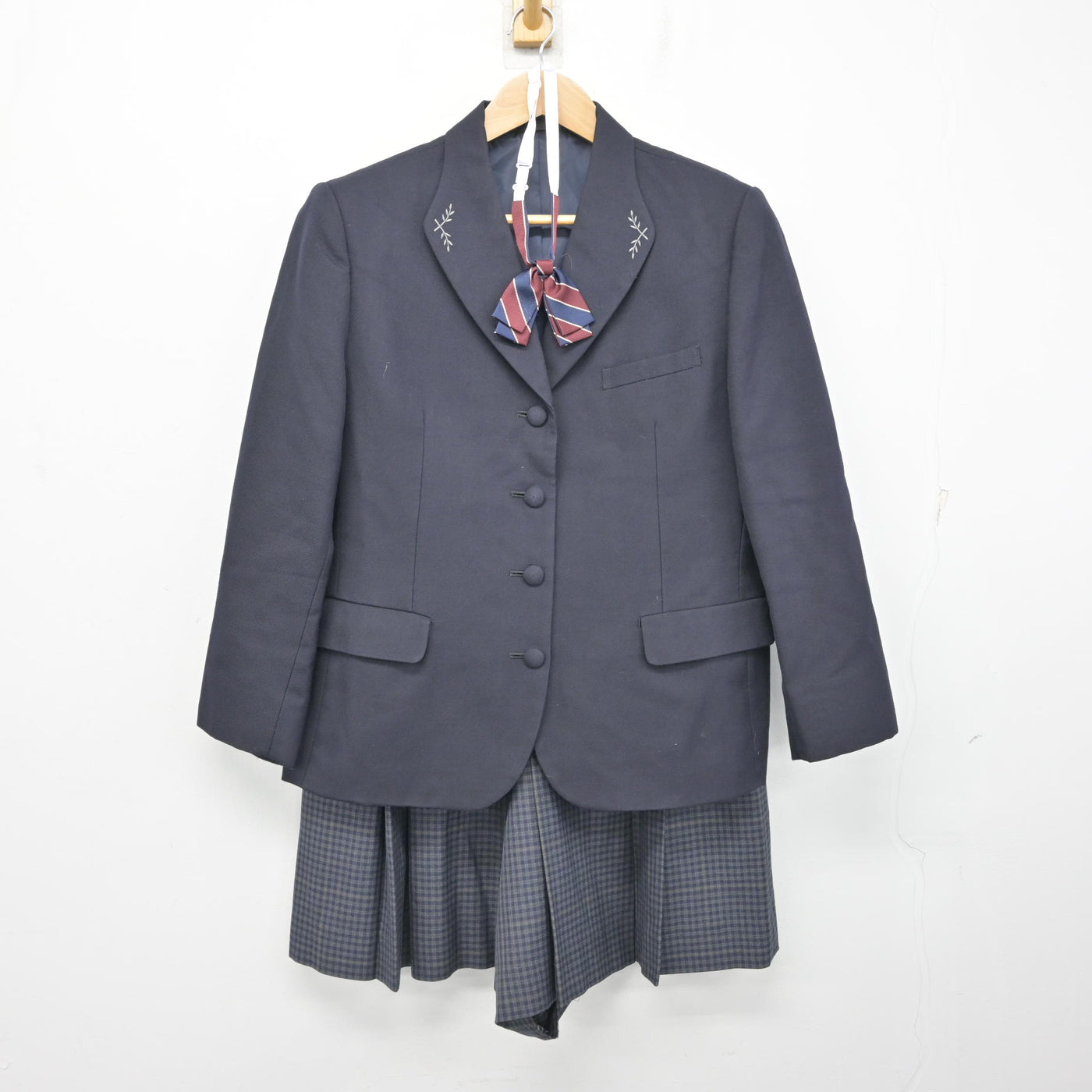 中古】福島県 磐城高等学校 女子制服 3点 (ブレザー・スカート