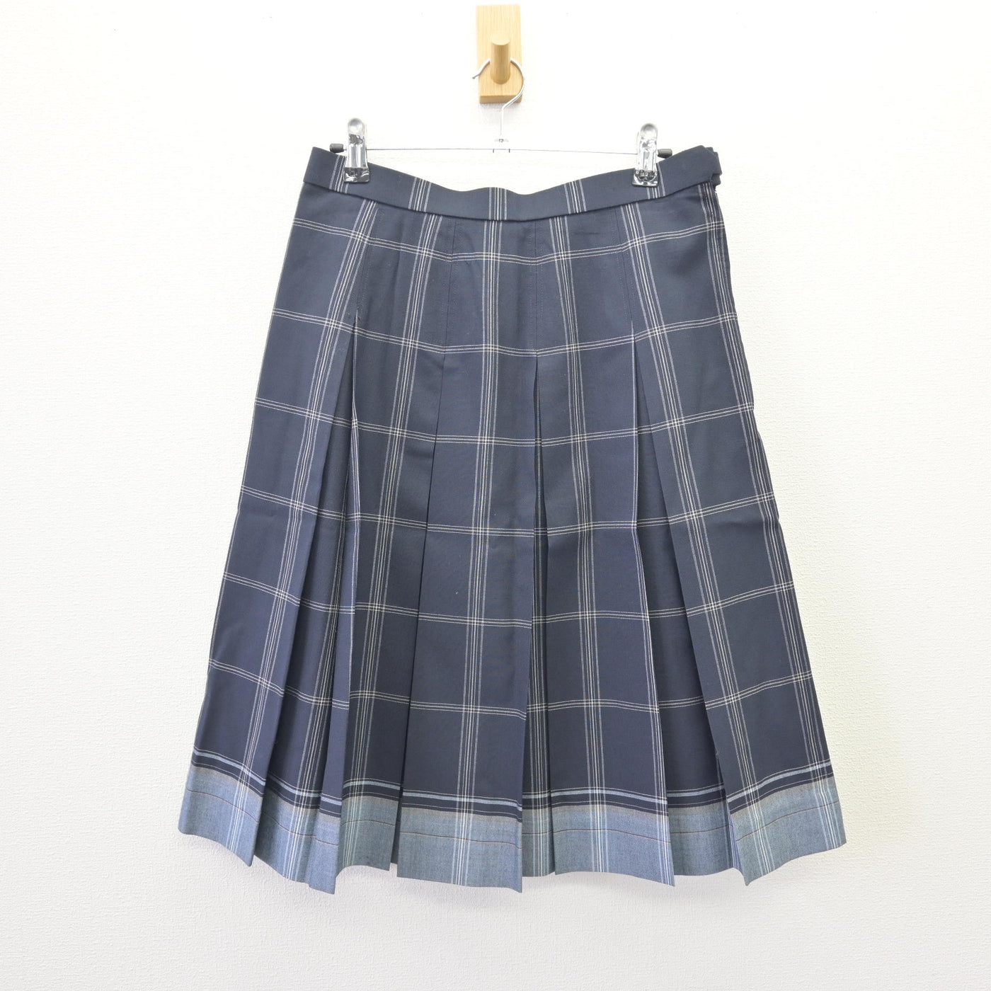 【中古】北海道 北海道旭川永嶺高等学校 女子制服 2点 (ニット・スカート) sf110010