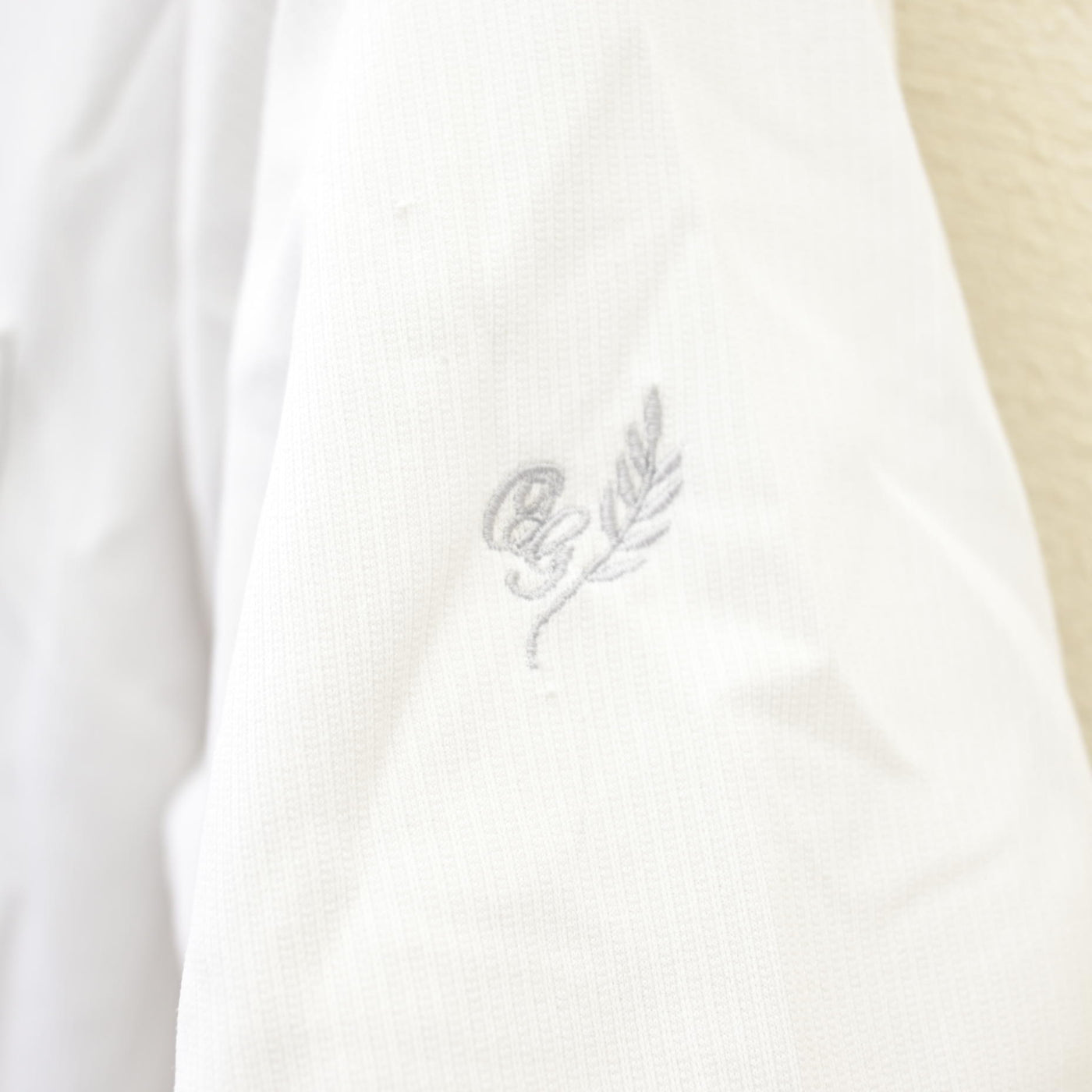 【中古】福岡県 沖学園高等学校 女子制服 2点 (シャツ) sf110013