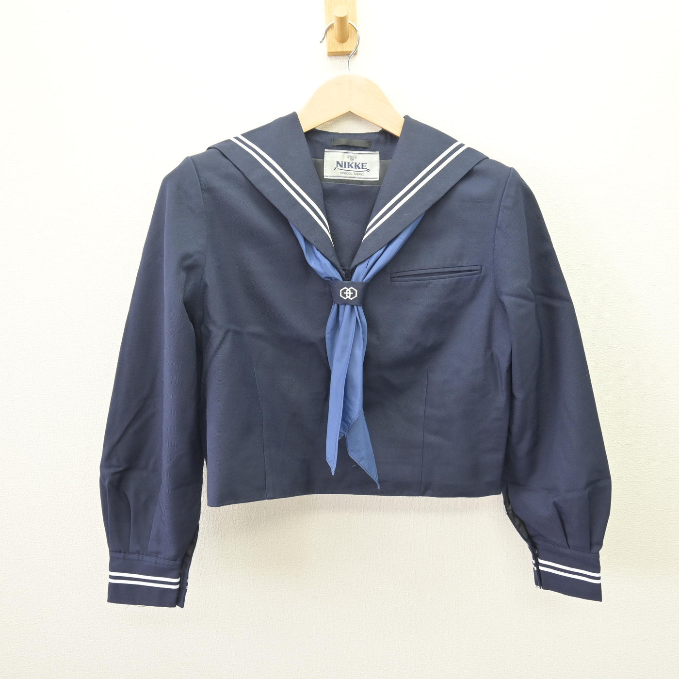【中古】東京都 江東区立第二亀戸中学校 女子制服 3点 (セーラー服・ジャンパースカート) sf110017