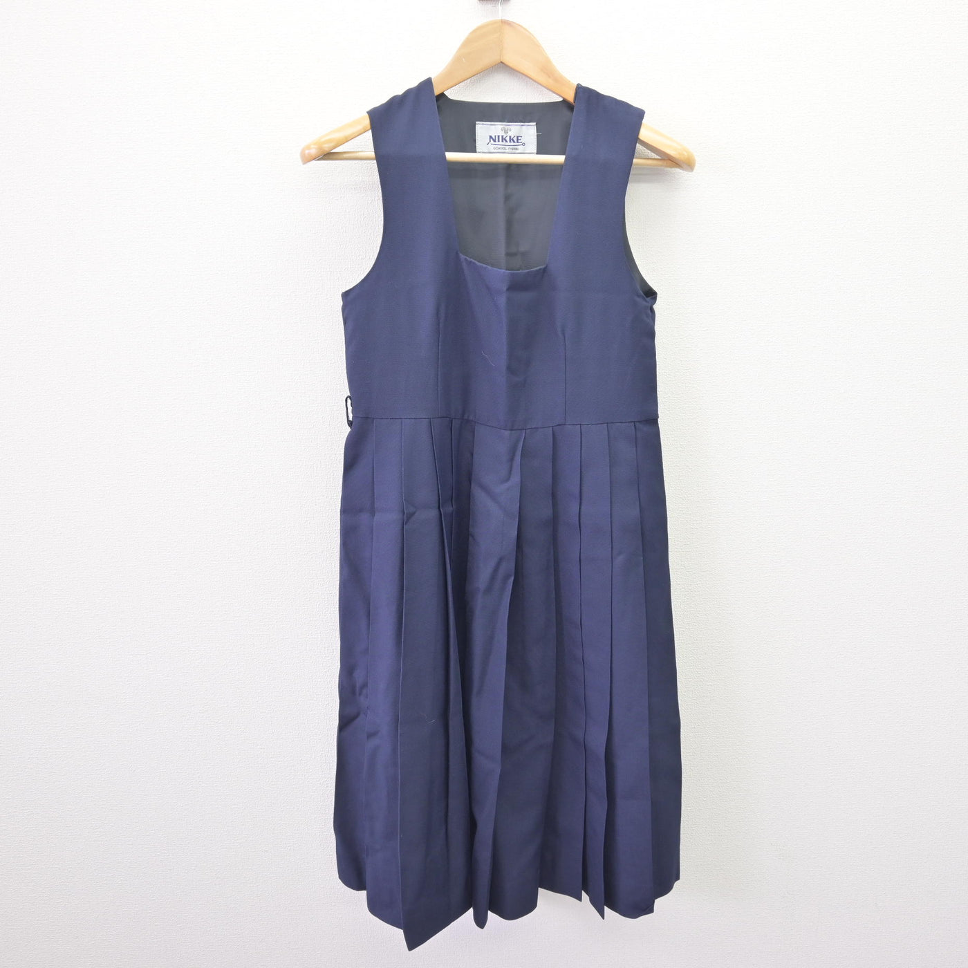 【中古】東京都 江東区立第二亀戸中学校 女子制服 3点 (セーラー服・ジャンパースカート) sf110017