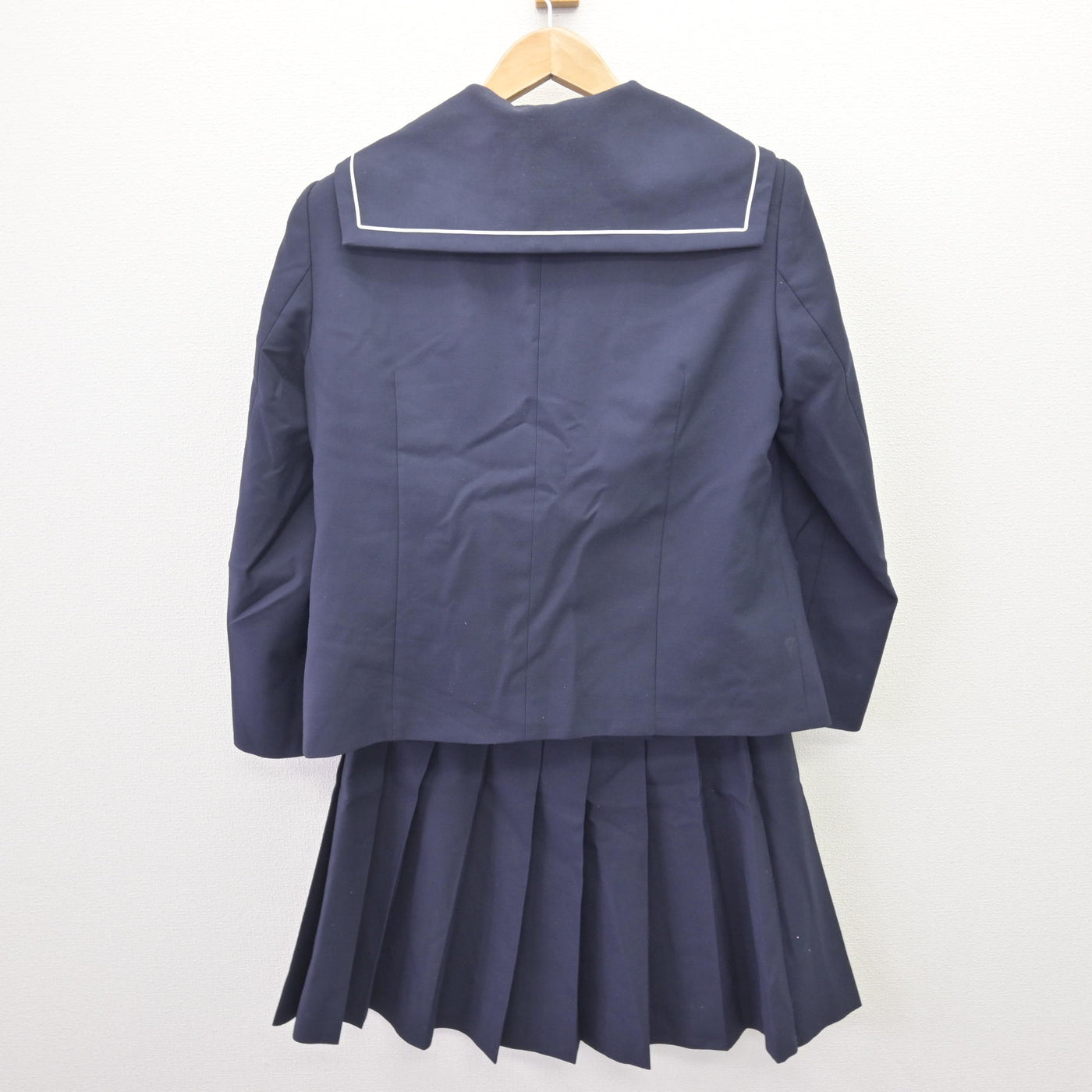 【中古】東京都 板橋有徳高等学校 女子制服 3点 (ブレザー・シャツ・スカート) sf110028