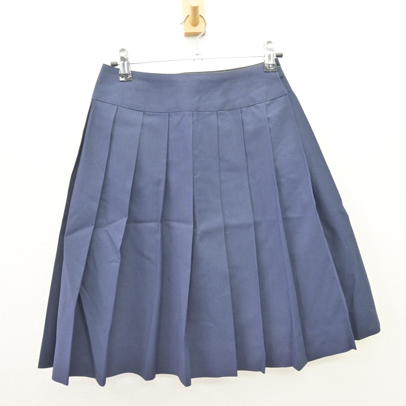 【中古】東京都 板橋有徳高等学校 女子制服 2点 (セーラー服・スカート) sf110029