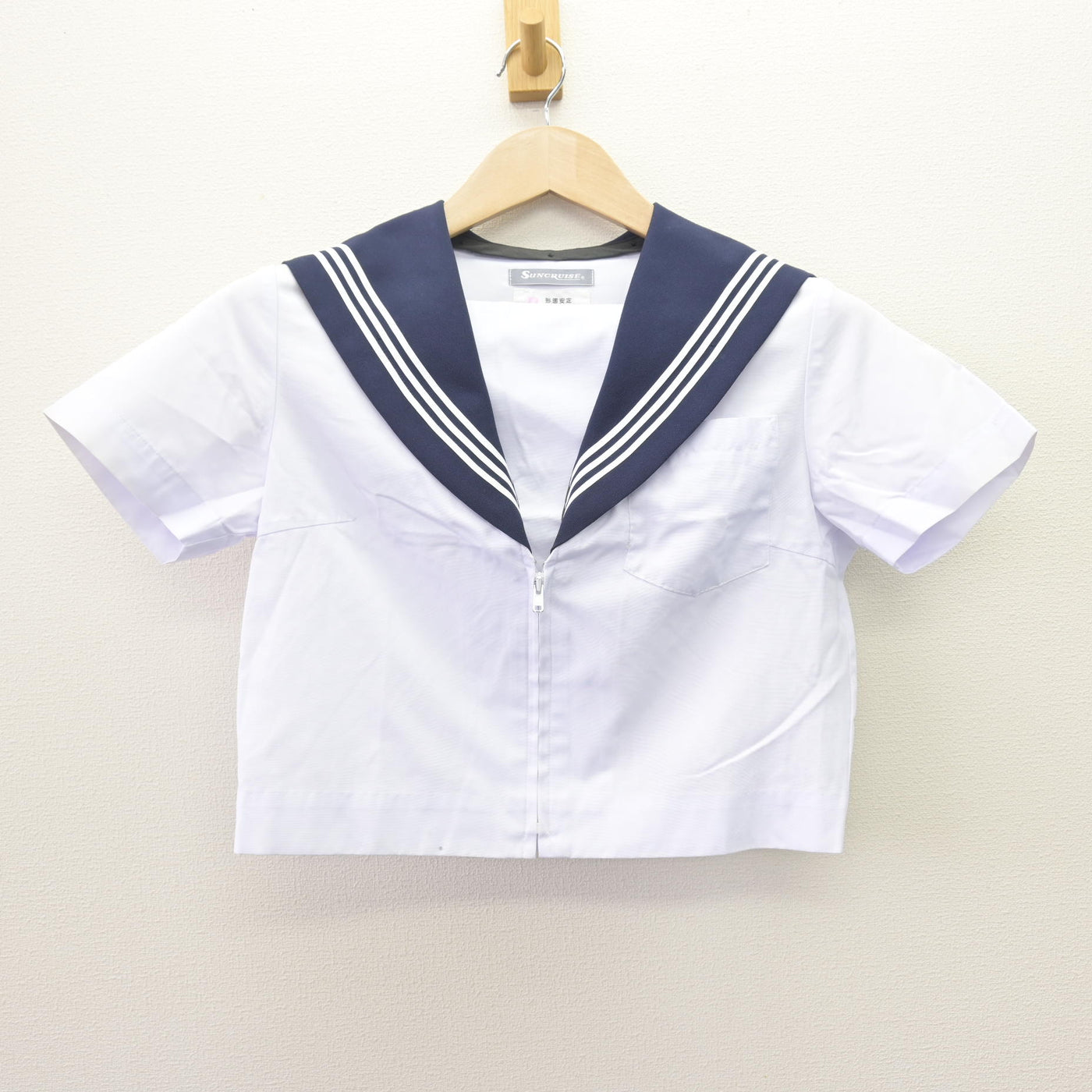 【中古】愛知県 丹陽中学校 女子制服 2点 (セーラー服) sf110057