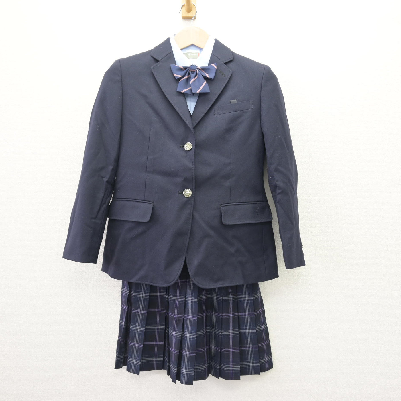 【中古】 飛鳥未来高等学校 女子制服 5点 (ブレザー・ニット・シャツ・スカート) sf110060