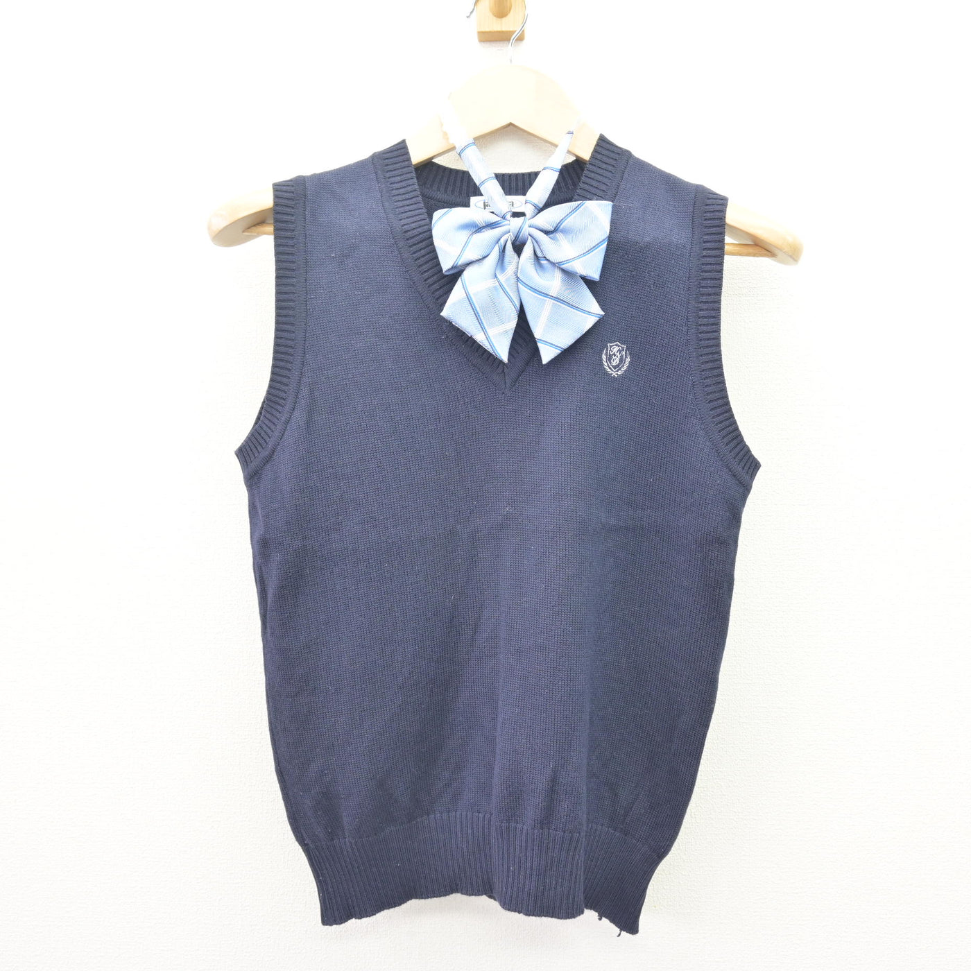 【中古】東京都 日出高等学校 女子制服 3点 (ニットベスト) sf110069