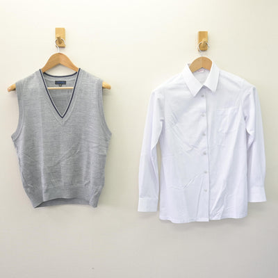 【中古】北海道 北海道東川高等学校 女子制服 2点 (ニットベスト・シャツ) sf110112