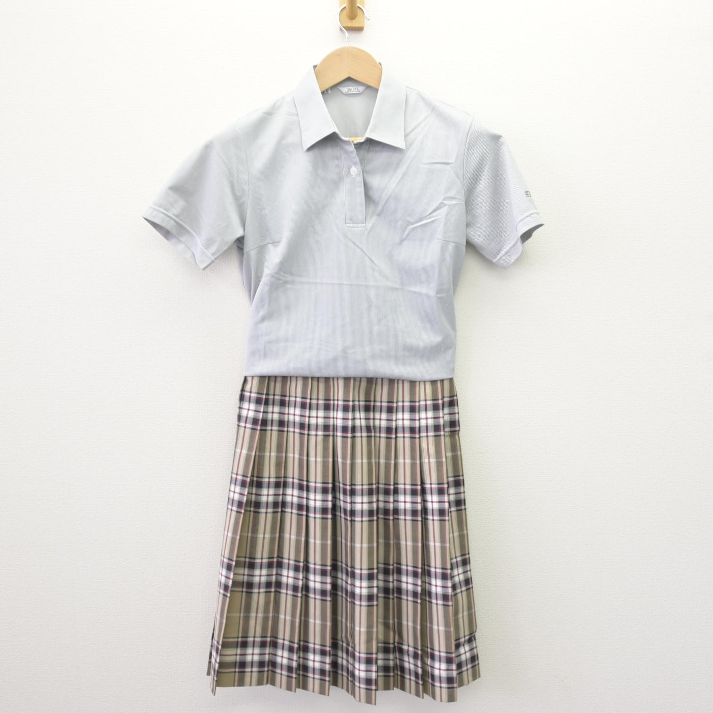 【中古】北海道 北海道東川高等学校 女子制服 2点 (シャツ・スカート) sf110113
