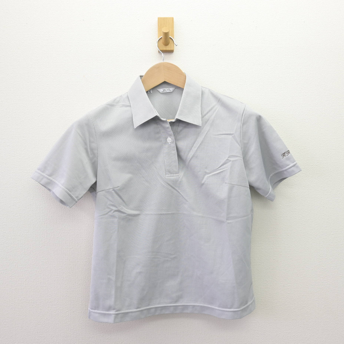 【中古】北海道 北海道東川高等学校 女子制服 2点 (シャツ・スカート) sf110113