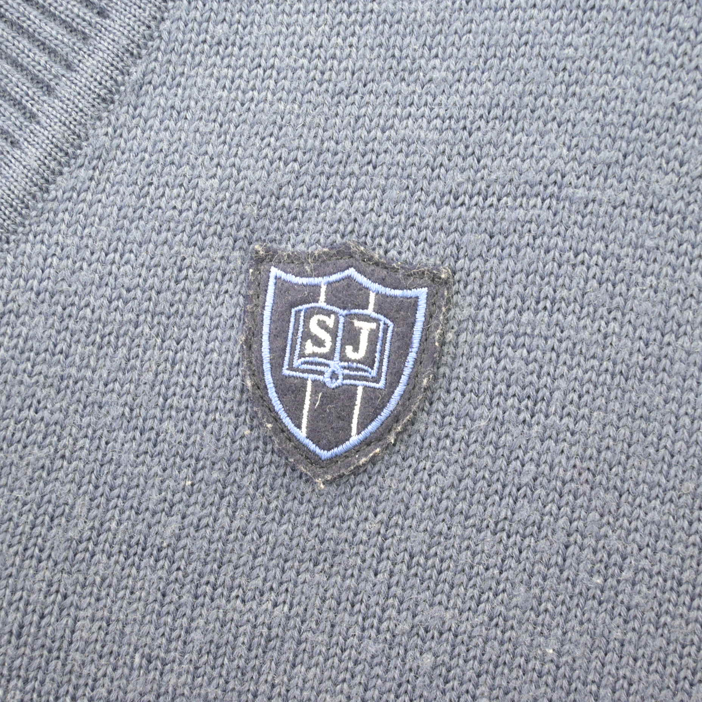 【中古】東京都 品川女子学院中等部・高等部 女子制服 3点 (ニット・シャツ) sf110140