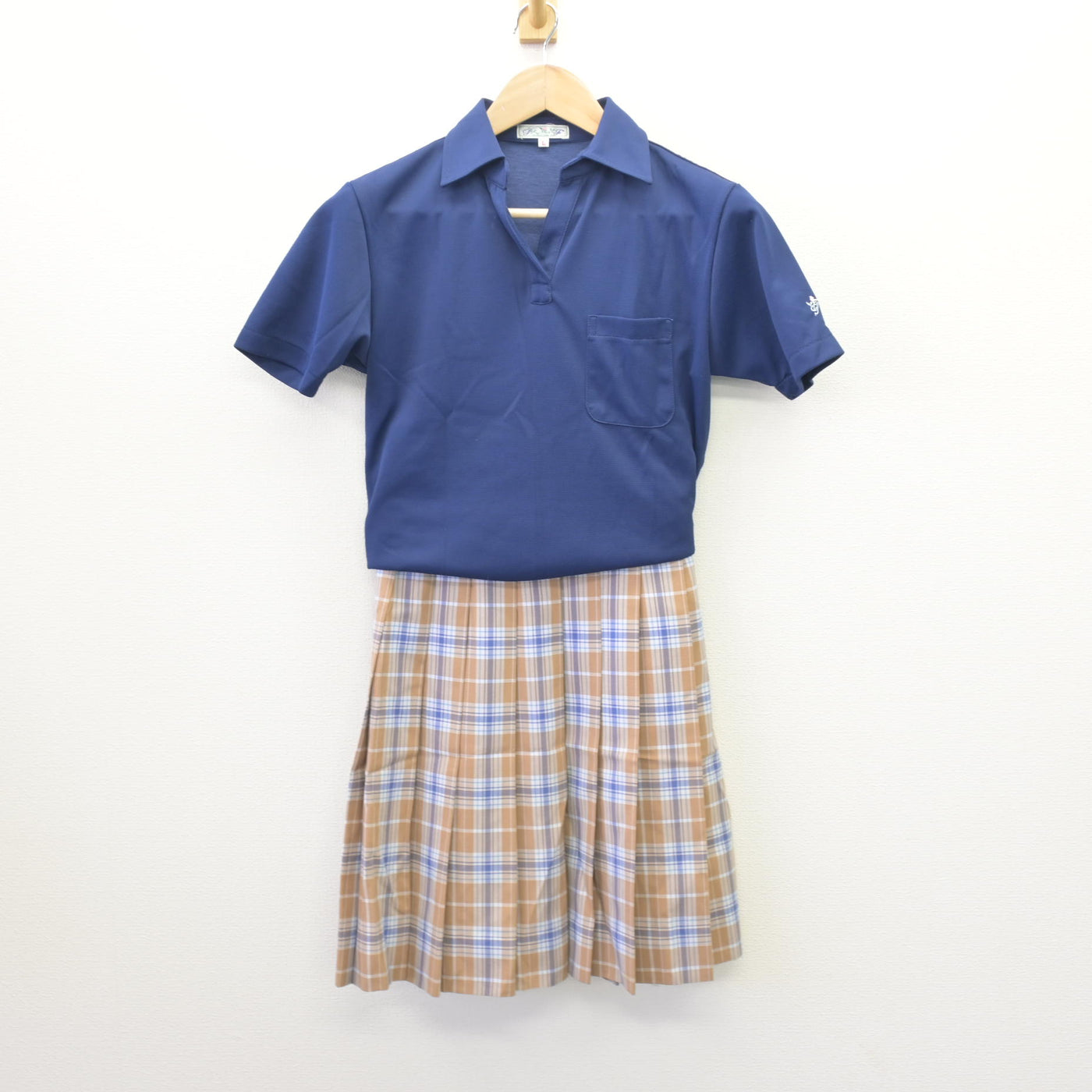 【中古】東京都 品川女子学院中等部・高等部 女子制服 3点 (シャツ・スカート) sf110142