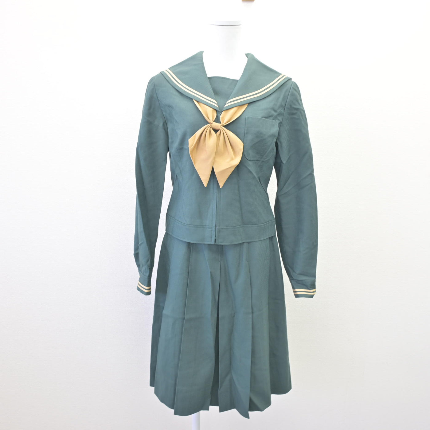 【中古】福島県 須賀川桐陽高等学校 女子制服 4点 (ブレザー・セーラー服・スカート) sf110143