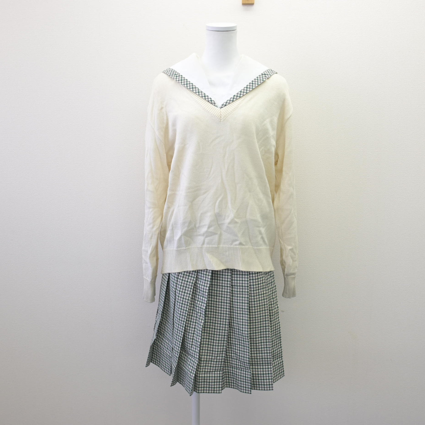 【中古】福島県 須賀川桐陽高等学校 女子制服 3点 (ニット・セーラー服・スカート) sf110144