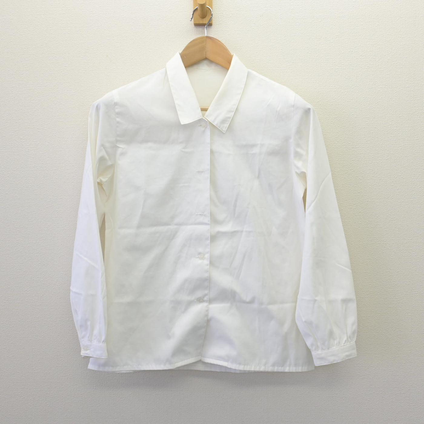 【中古】大阪府 行岡医学技術専門学校 女子制服 3点 (ニット・シャツ・ズボン) sf110146