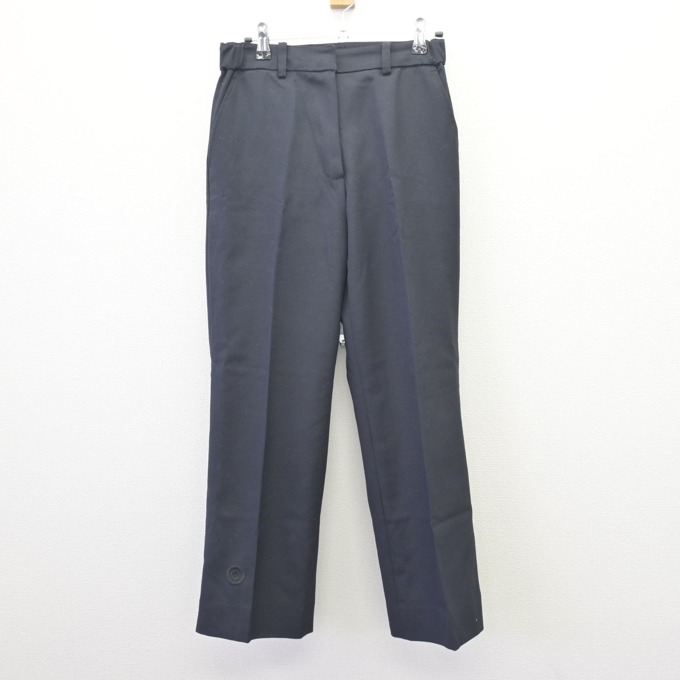 【中古】大阪府 行岡医学技術専門学校 女子制服 3点 (ニット・シャツ・ズボン) sf110146