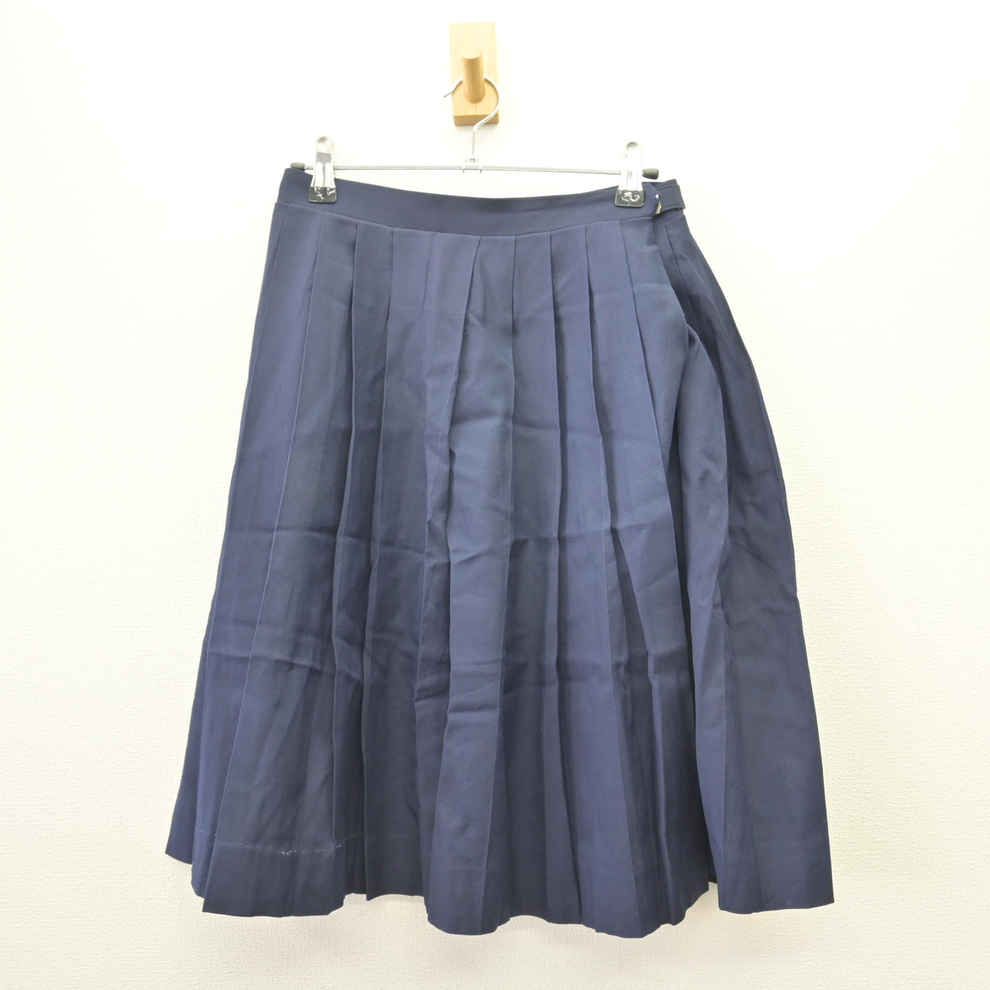 【中古】東京都 実践女子学園中学校 女子制服 3点 (セーラー服・スカート) sf110160