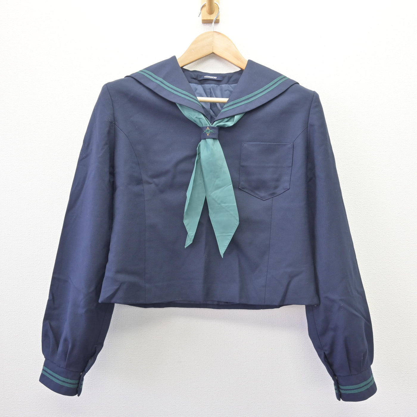 【中古】東京都 二松學舍大学附属高等学校 女子制服 3点 (セーラー服・スカート) sf110171
