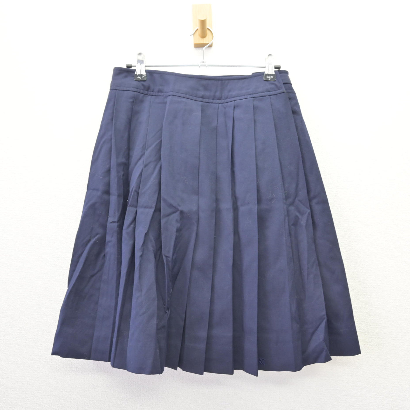 【中古】東京都 二松學舍大学附属高等学校 女子制服 2点 (セーラー服・スカート) sf110174