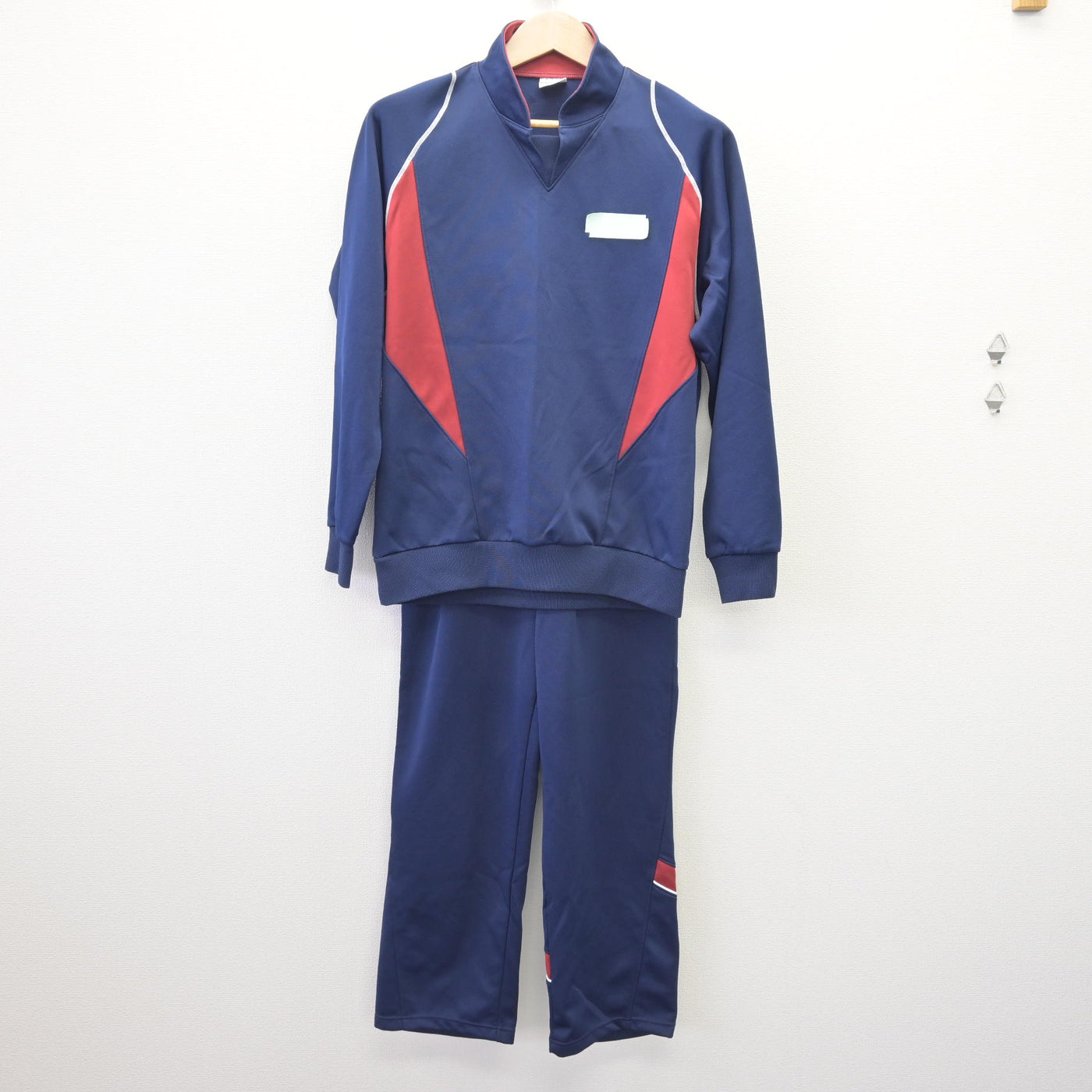 【中古】広島県 広島井口高等学校 女子制服 2点 (ジャージ 上・ジャージ 下) sf110180
