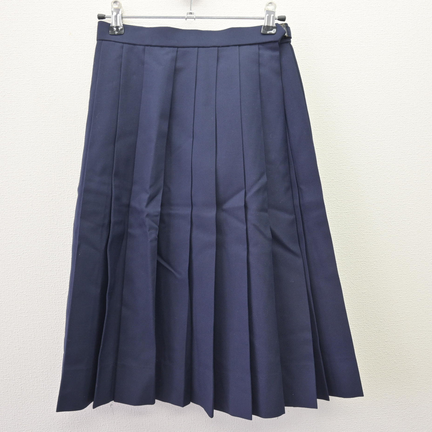 【中古】静岡県 北浜中学校 女子制服 2点 (セーラー服・スカート) sf110189