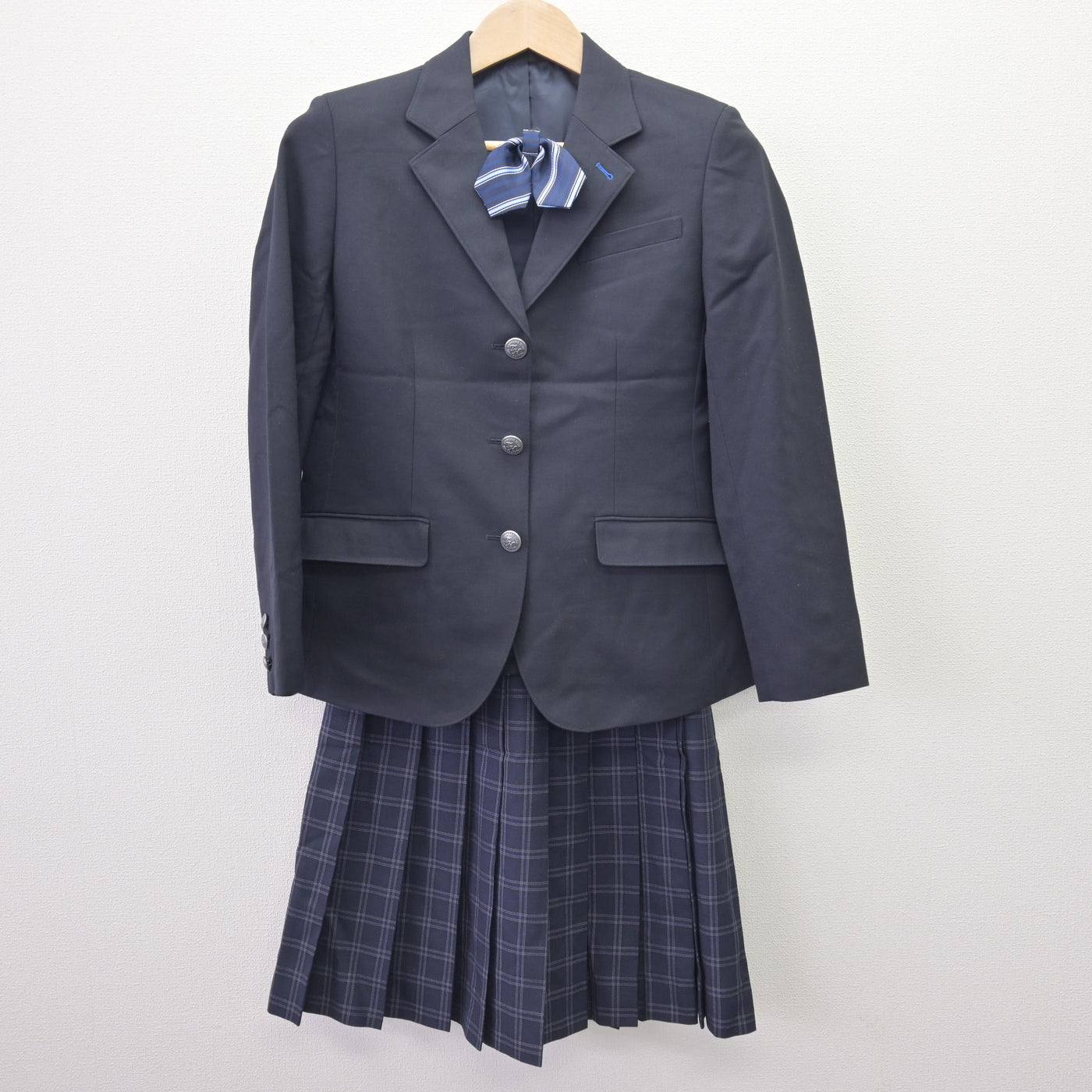 【中古】北海道 札幌手稲高等学校 女子制服 4点 (ブレザー・ニット・スカート) sf110190