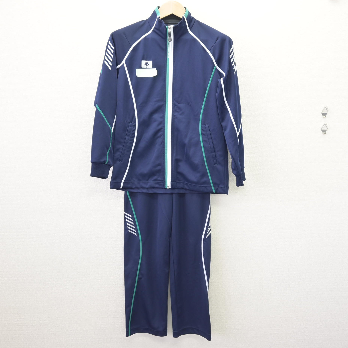 【中古】北海道 札幌手稲高等学校 女子制服 3点 (ジャージ 上・体操服 上・ジャージ 下) sf110193