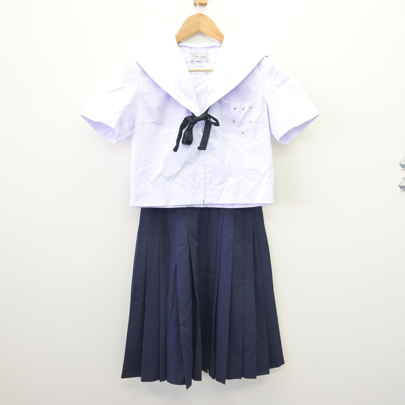 【中古】愛知県 明豊中学校/旧制服 女子制服 3点 (セーラー服・スカート) sf110216