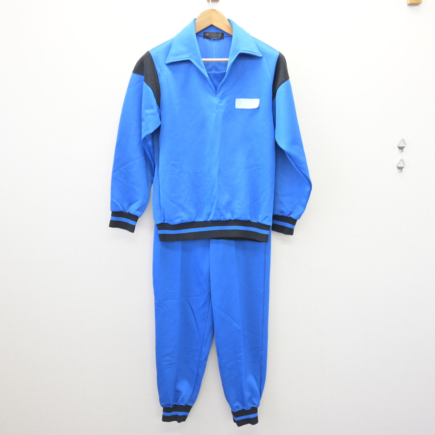 中古】愛知県 明豊中学校 女子制服 3点 (ジャージ 上・体操服 上
