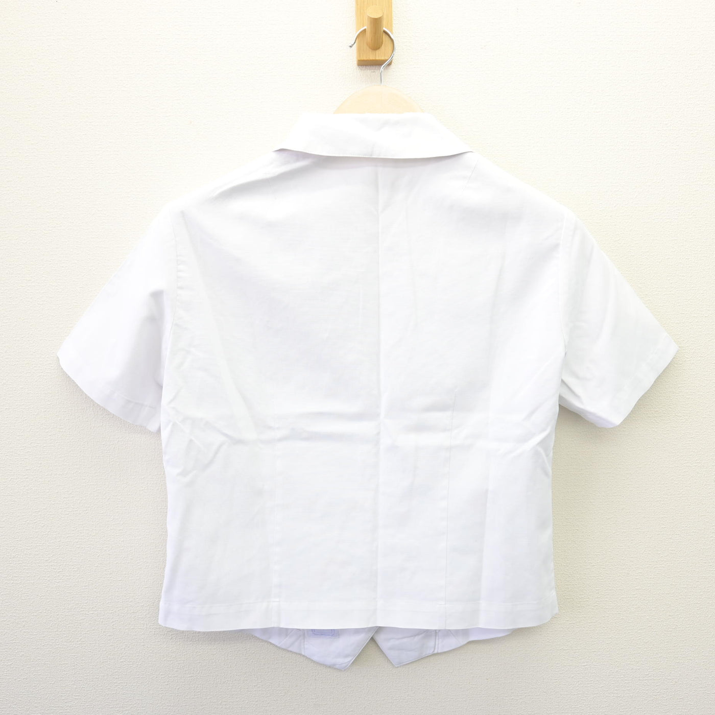 【中古】熊本県 球磨工業高等学校 女子制服 2点 (シャツ・スカート) sf110229