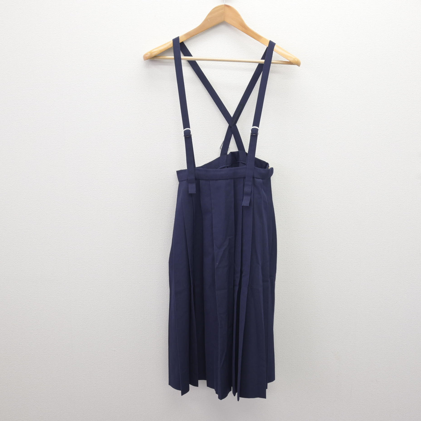 【中古】熊本県 人吉市立第二中学校 女子制服 2点 (セーラー服・スカート) sf110232
