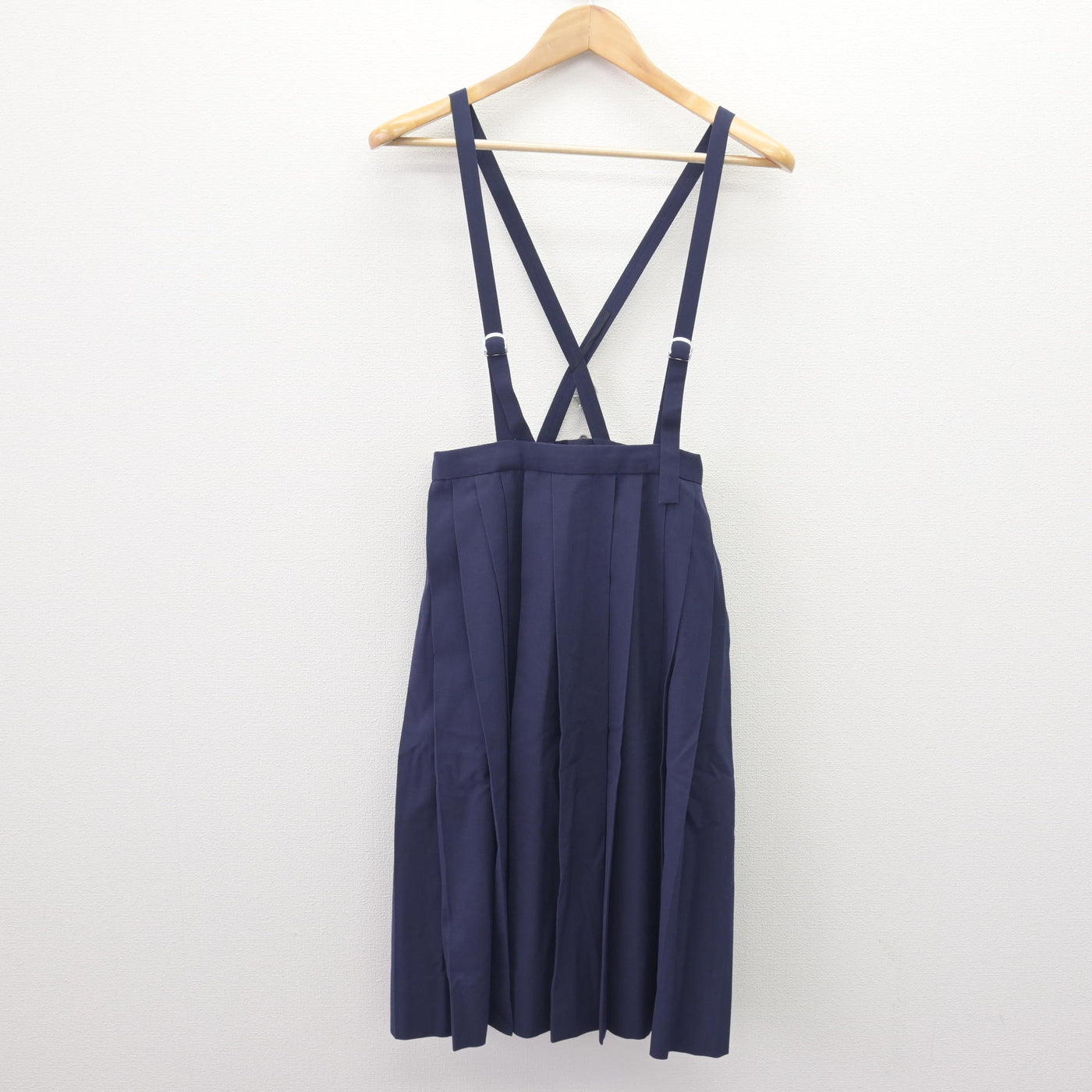【中古】熊本県 人吉市立第二中学校 女子制服 2点 (セーラー服・スカート) sf110233