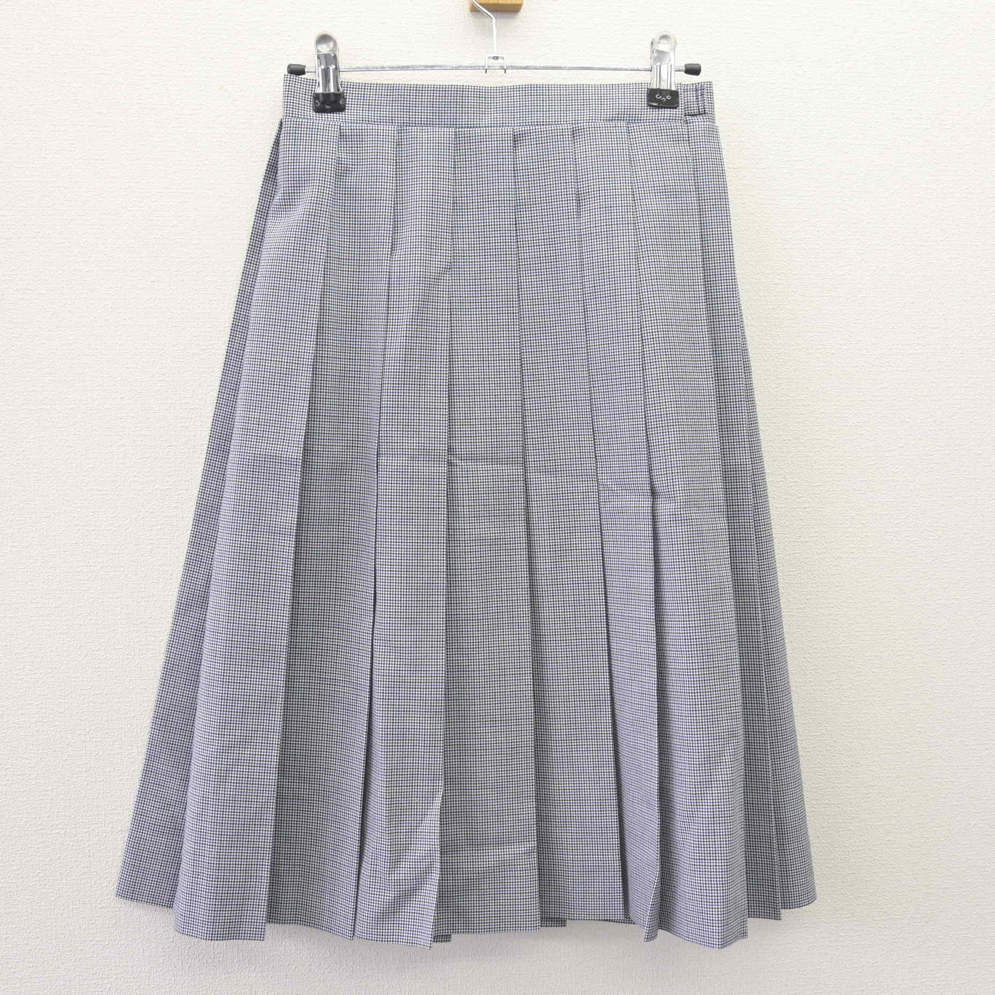 【中古】青森県 白銀南中学校 女子制服 4点 (セーラー服・スカート) sf110236
