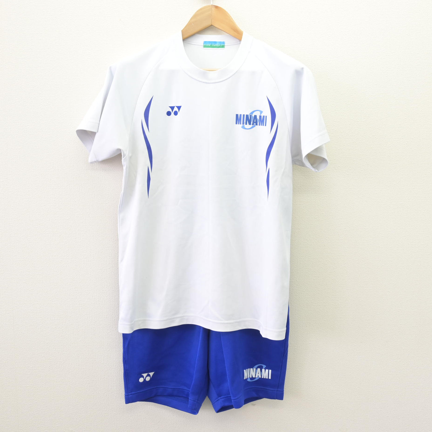 【中古】青森県 白銀南中学校 女子制服 2点 (体操服 上・体操服 下) sf110240