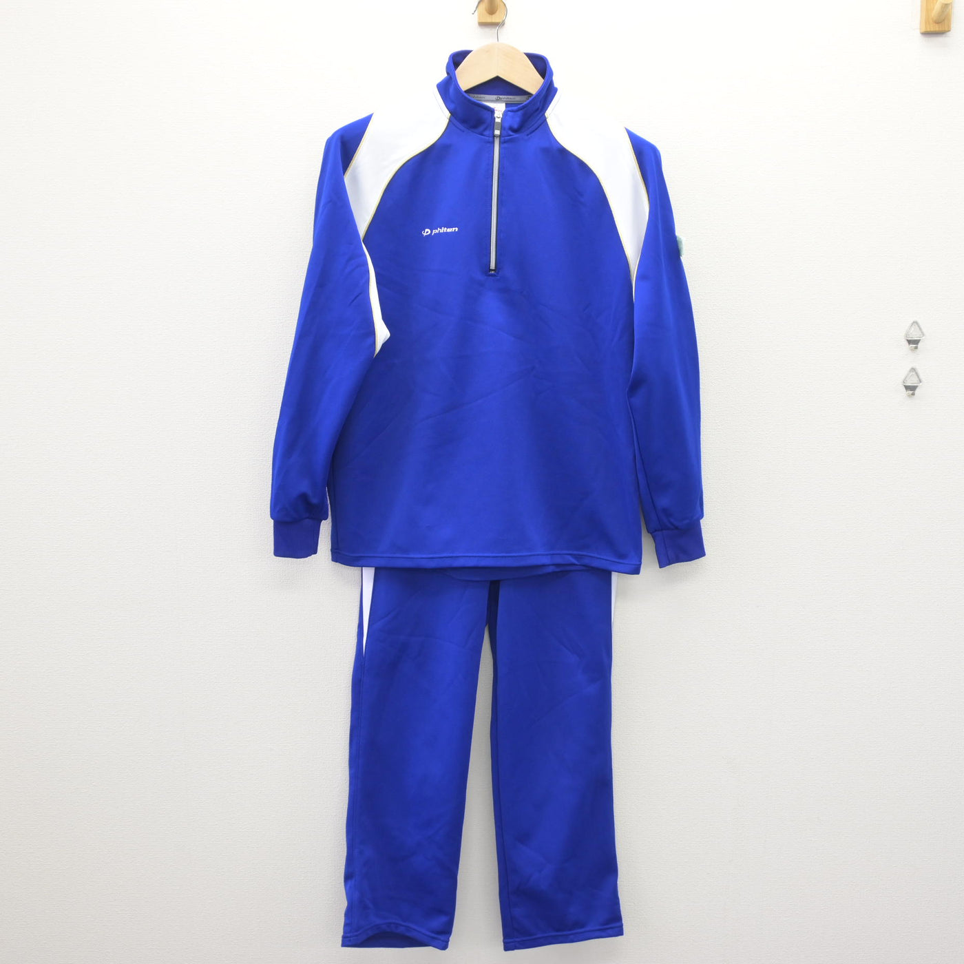 【中古】大阪府 南郷中学校 女子制服 2点 (ジャージ 上・ジャージ 下) sf110249