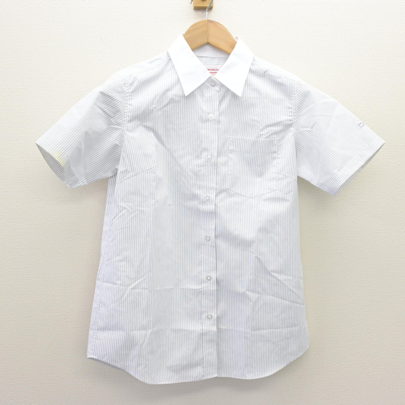 【中古】埼玉県 細田学園高等学校 女子制服 2点 (ニットベスト・シャツ) sf110257