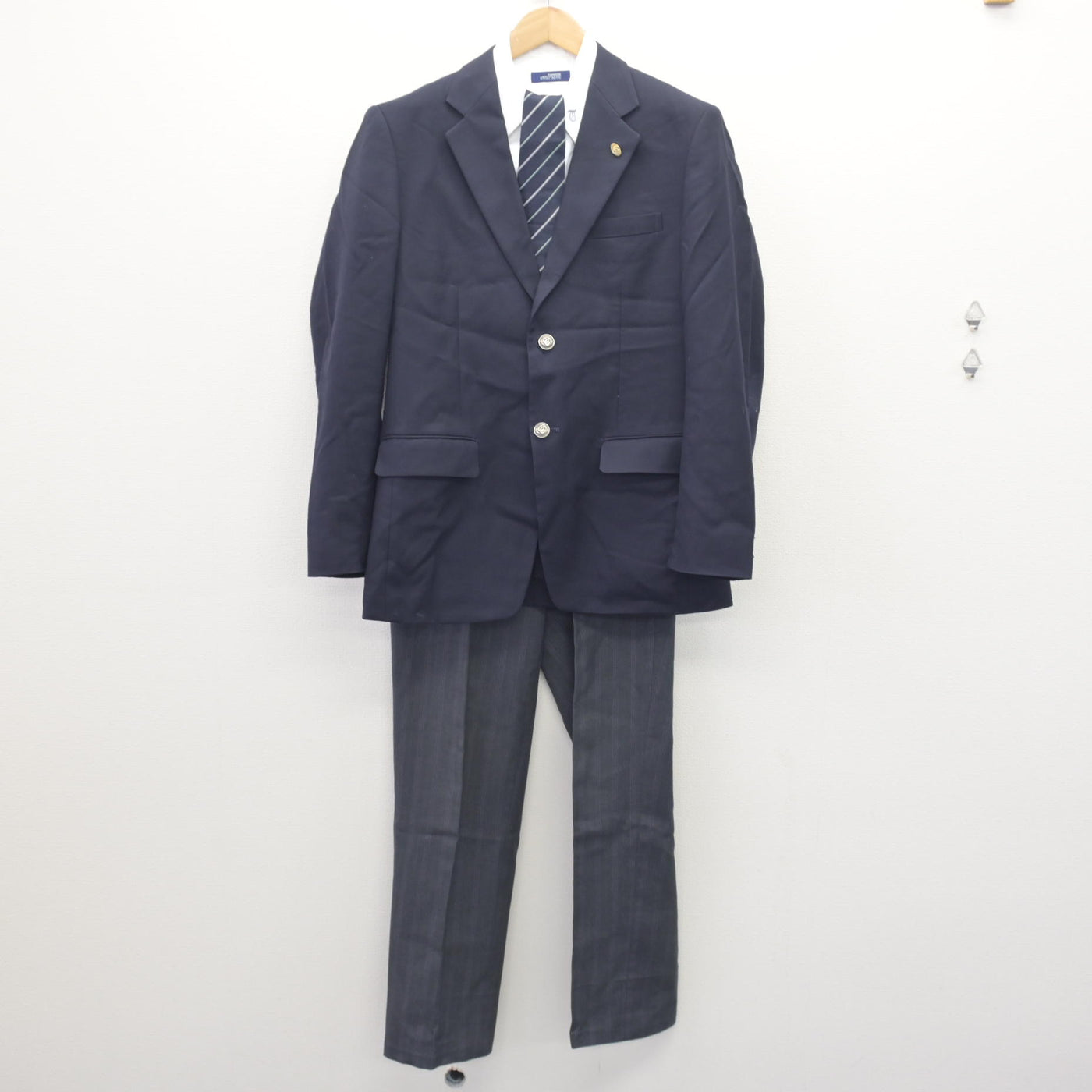 【中古】宮城県 富谷高等学校 男子制服 5点 (ブレザー・シャツ・ズボン) sf110258