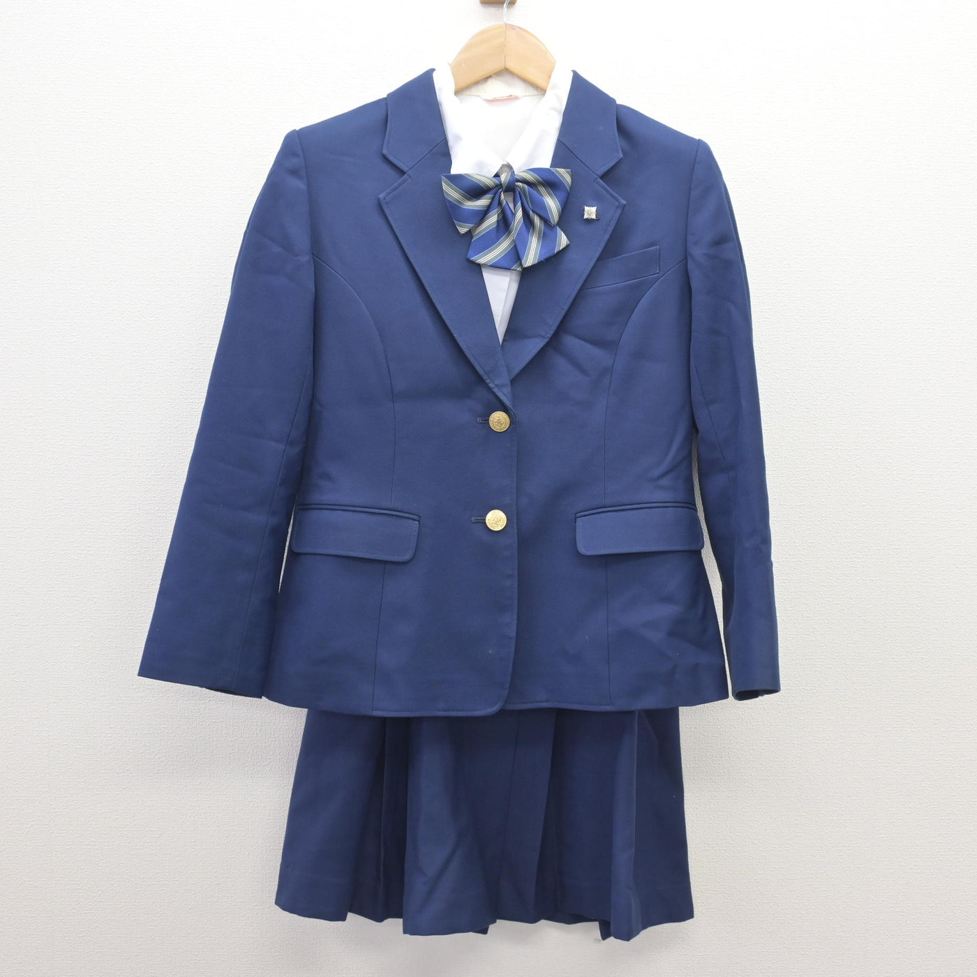 【中古】宮城県 泉高等学校 女子制服 5点 (ブレザー・シャツ・スカート) sf110260