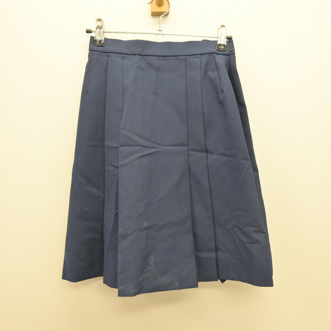【中古】宮城県 泉高等学校 女子制服 2点 (シャツ・スカート) sf110261