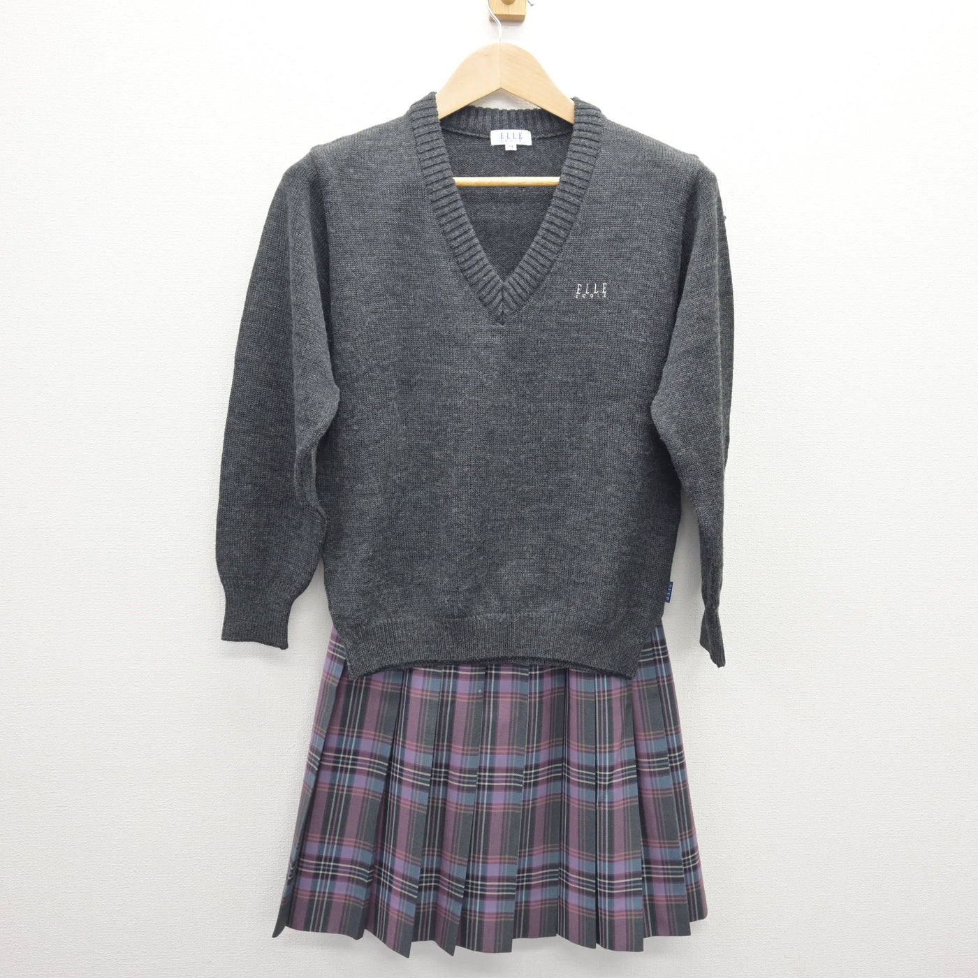 【中古】東京都 共立女子第二高等学校 女子制服 2点 (ニット・スカート) sf110266
