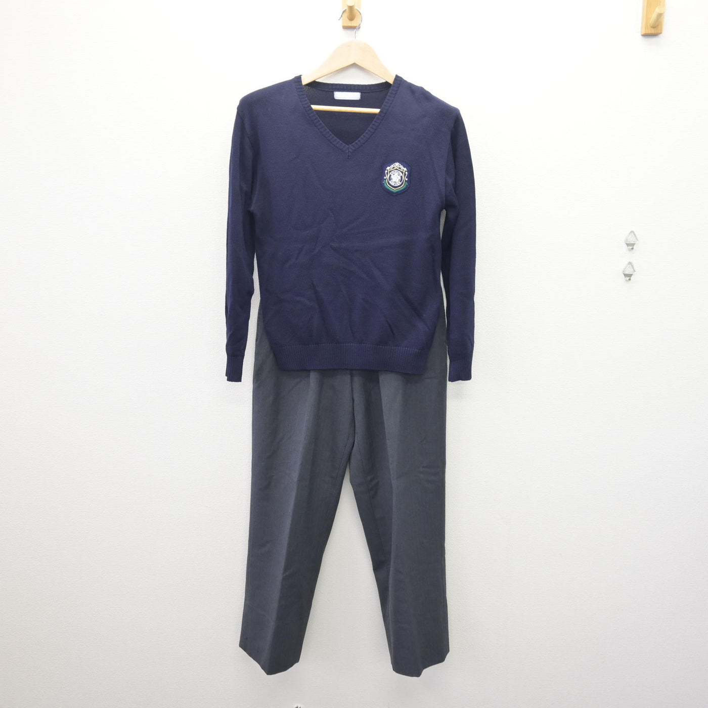 【中古】福岡県 筑陽学園中学・高等学校 男子制服 5点 (ブレザー・ニット・ズボン) sf110309