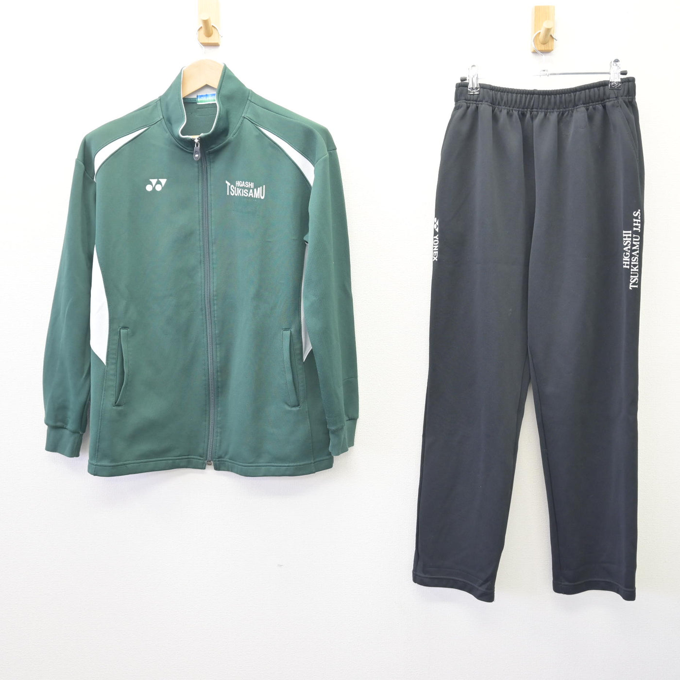 【中古】北海道 東月寒中学校 女子制服 2点 (ジャージ 上・ジャージ 下) sf110317