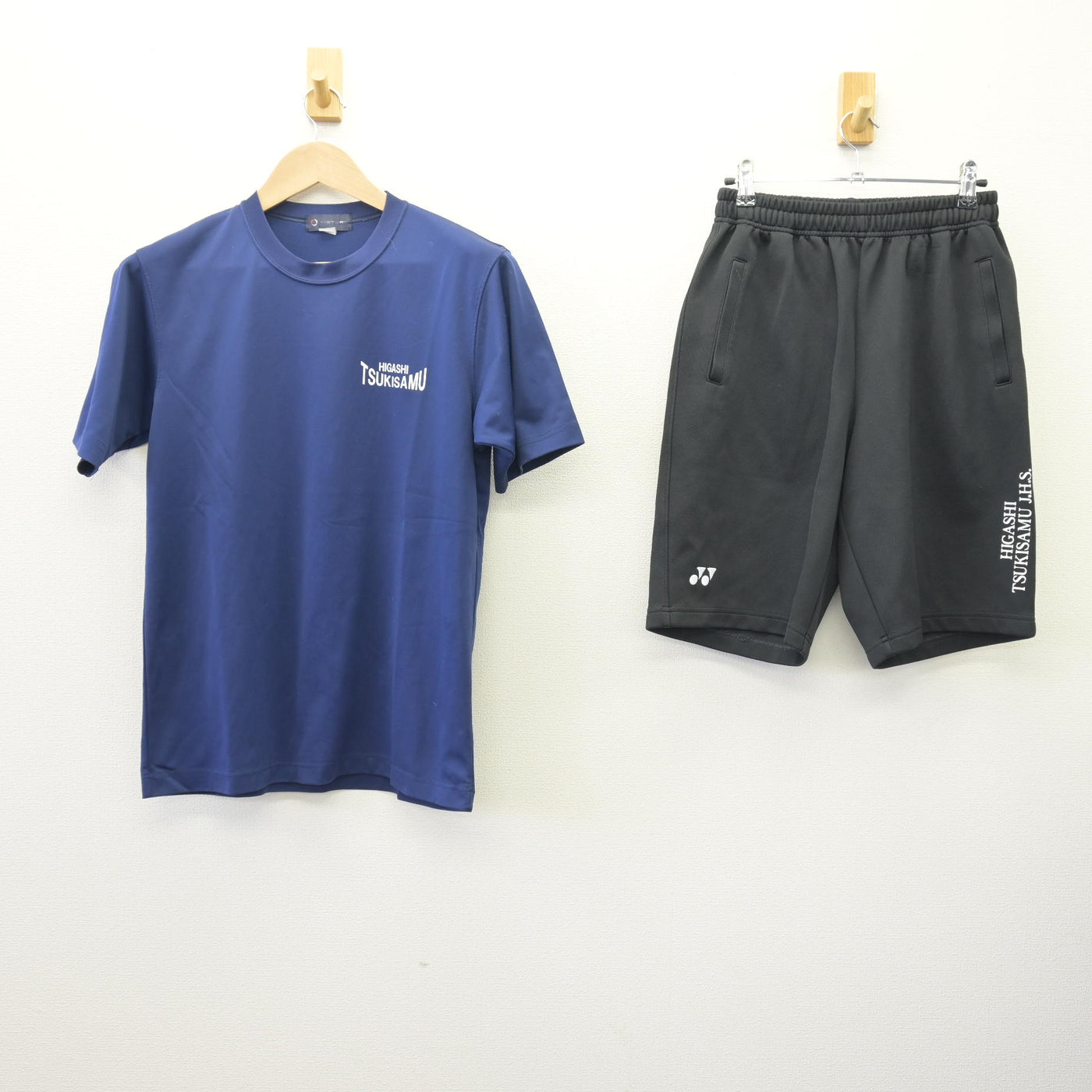 【中古】北海道 東月寒中学校 女子制服 3点 (体操服 上・体操服 下) sf110318